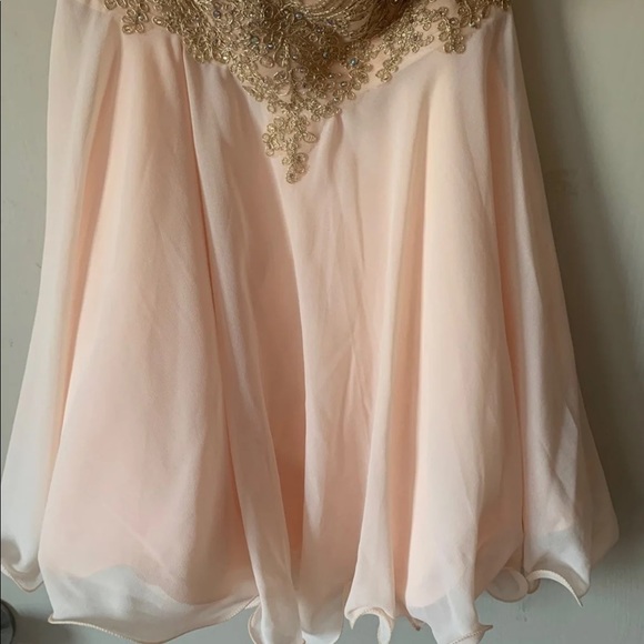 Dress - Picture 3 of 4